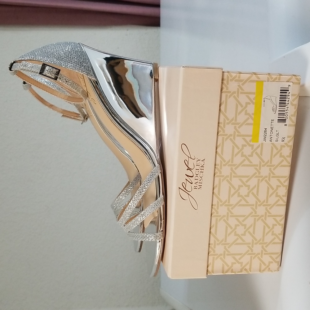 Jewel Badgley Mischka Formal Wedge Sandals